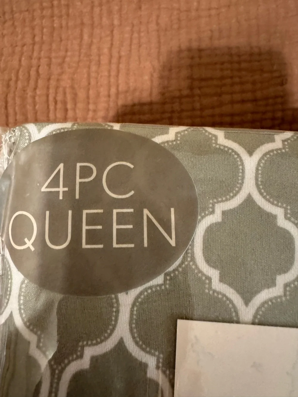 4-Piece Queen Sheet Set in Sage Geometric Print